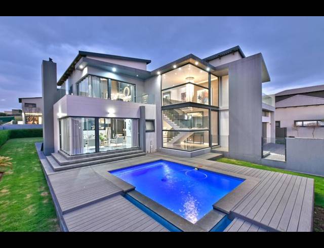 4 BEDROOM HOUSE FOR SALE IN EYE OF AFRICA